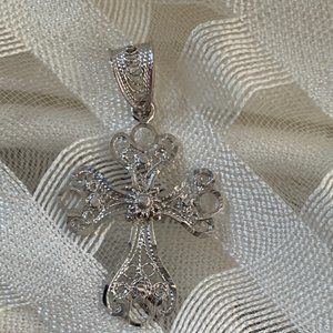 14K WG Diamond Cut Cross 1.5" x 1"